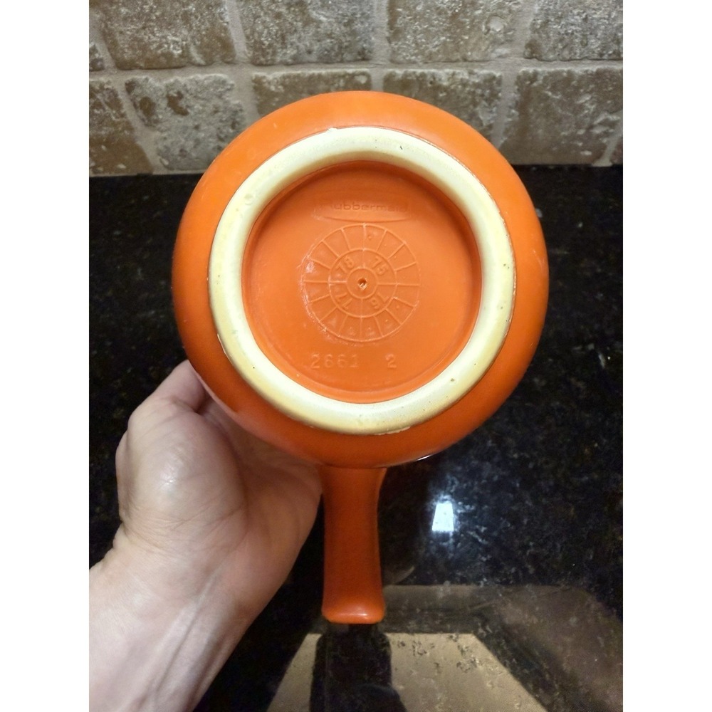 VTG Rubbermaid Orange Measuring Bowl 1.5 Qt 6 Cup Grip N Mix 2661 Plastic‎ - Picture 4 of 5